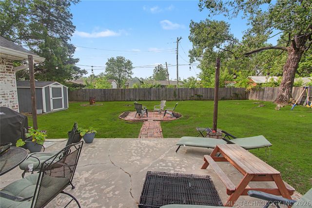 502 NW J Street, Stigler, OK 74462