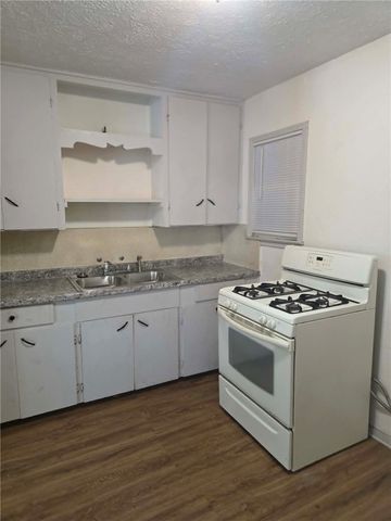 1237 Golla Dr, Corpus Christi, TX 78407