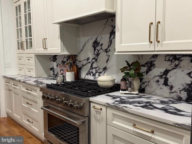 1203 T ST NW, Washington, DC 20009