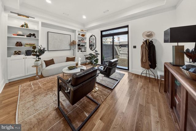 1203 T ST NW, Washington, DC 20009