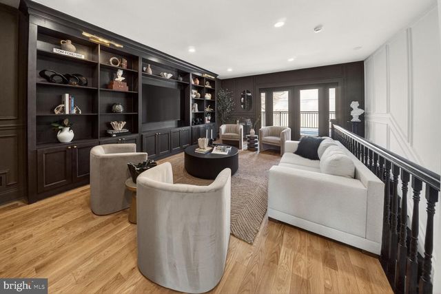 1203 T ST NW, Washington, DC 20009