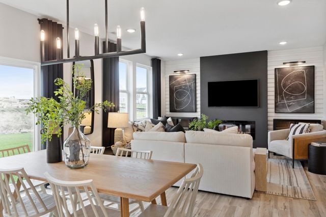 15016 Athenry Bay, Rosemount, MN 55068