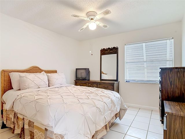 110 CYPRESS WOODS COURT 7D, Deltona, FL 32725