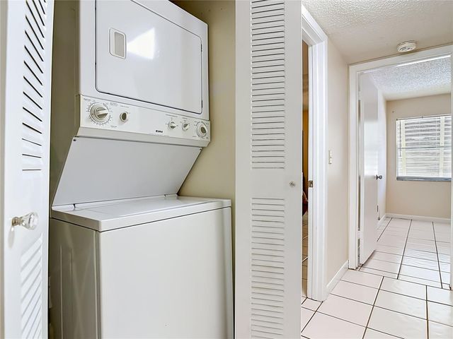 110 CYPRESS WOODS COURT 7D, Deltona, FL 32725