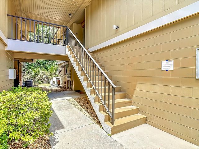 110 CYPRESS WOODS COURT 7D, Deltona, FL 32725