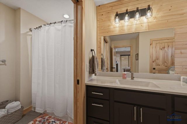 11975 THREE PEAKS PASS RD, Whitewood, SD 57793