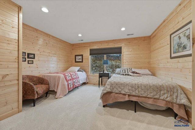 11975 THREE PEAKS PASS RD, Whitewood, SD 57793