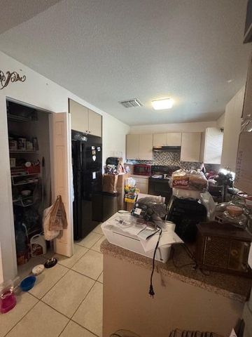 812 N 21st Street, Fort Pierce, FL 34950