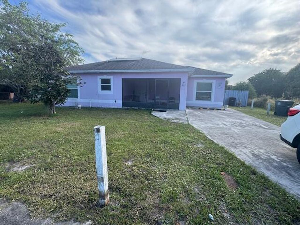 812 N 21st Street, Fort Pierce, FL 34950
