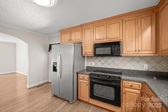 484 Stutts Road, Mooresville, NC 28117