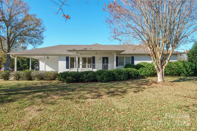 484 Stutts Road, Mooresville, NC 28117