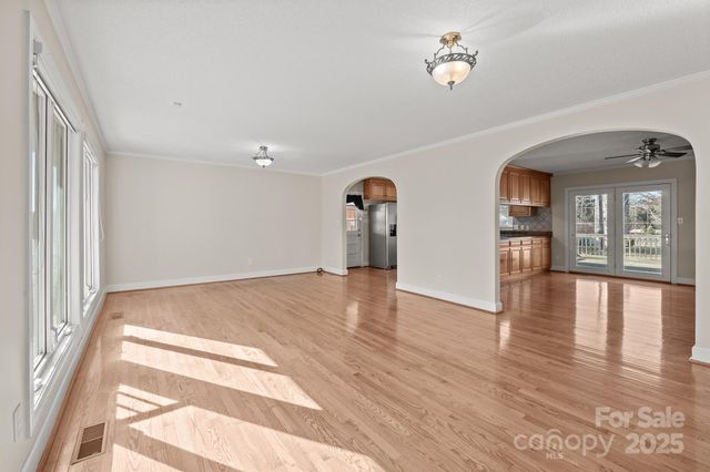 484 Stutts Road, Mooresville, NC 28117