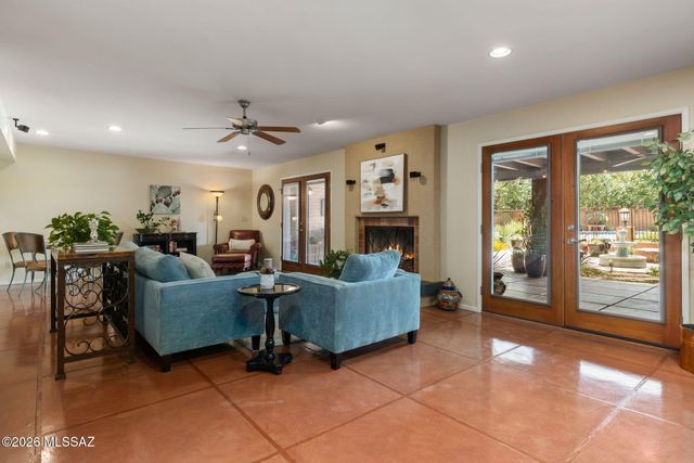 3575 N Pantano Road, Tucson, AZ 85750