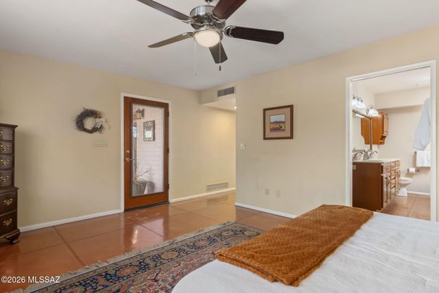3575 N Pantano Road, Tucson, AZ 85750