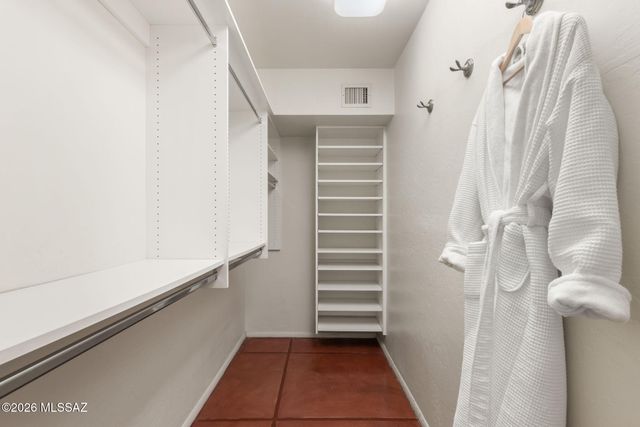 3575 N Pantano Road, Tucson, AZ 85750