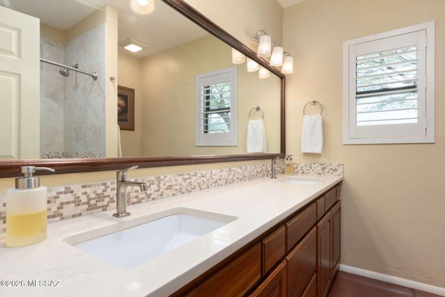 3575 N Pantano Road, Tucson, AZ 85750