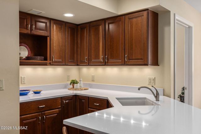 3575 N Pantano Road, Tucson, AZ 85750