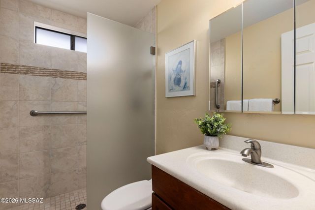 3575 N Pantano Road, Tucson, AZ 85750
