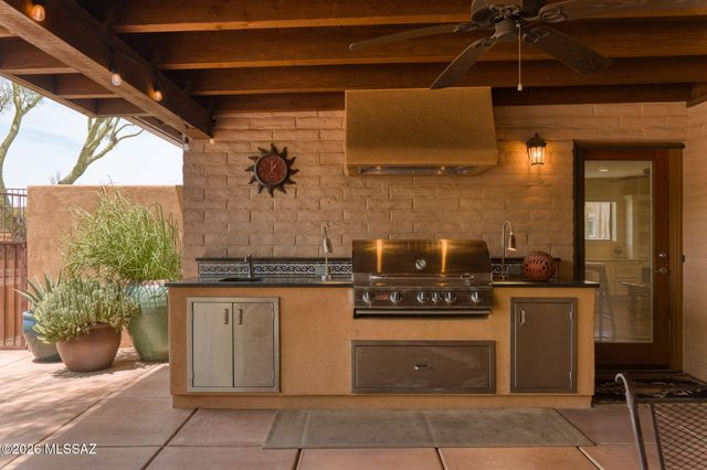 3575 N Pantano Road, Tucson, AZ 85750