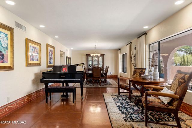 3575 N Pantano Road, Tucson, AZ 85750