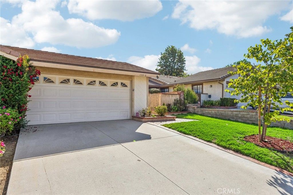 25916 Pueblo, Valencia, CA 91355 — photo 2