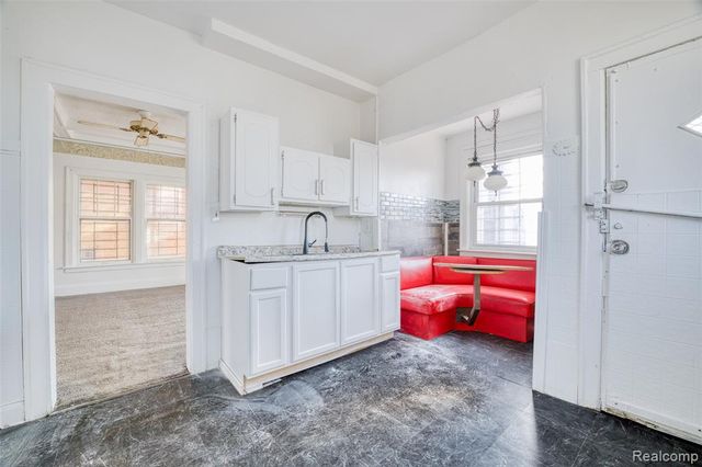 2685 Clairmount Street, Detroit, MI 48206