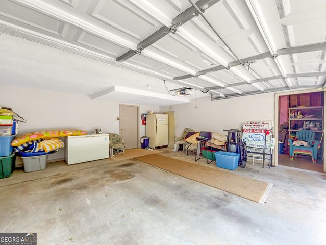 1048 Birdseye View, Locust Grove, GA 30248
