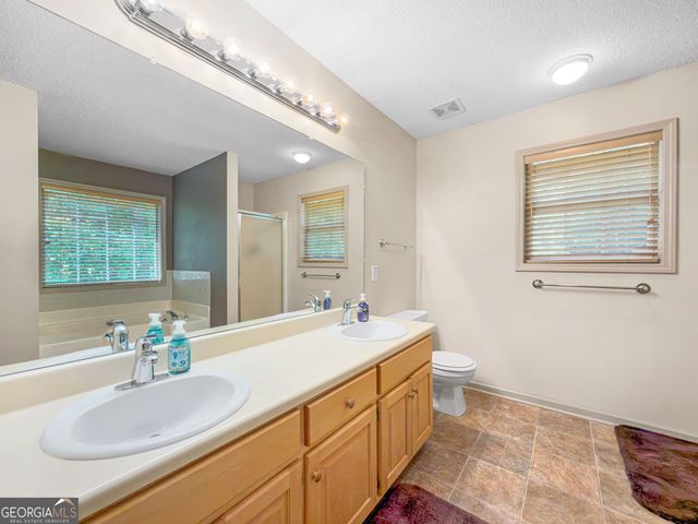 1048 Birdseye View, Locust Grove, GA 30248