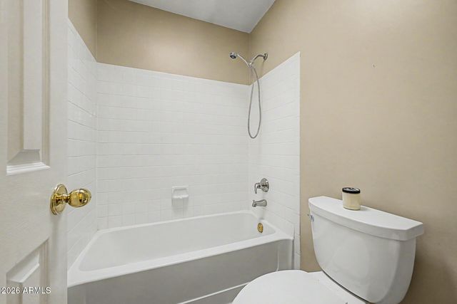 4606 E SHOMI Street, Phoenix, AZ 85044