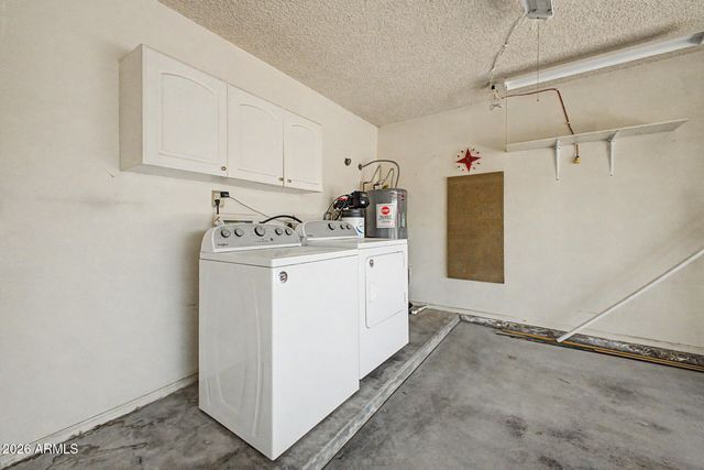 4606 E SHOMI Street, Phoenix, AZ 85044