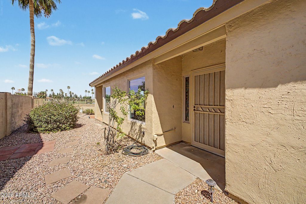 4606 E SHOMI Street, Phoenix, AZ 85044 — photo 2