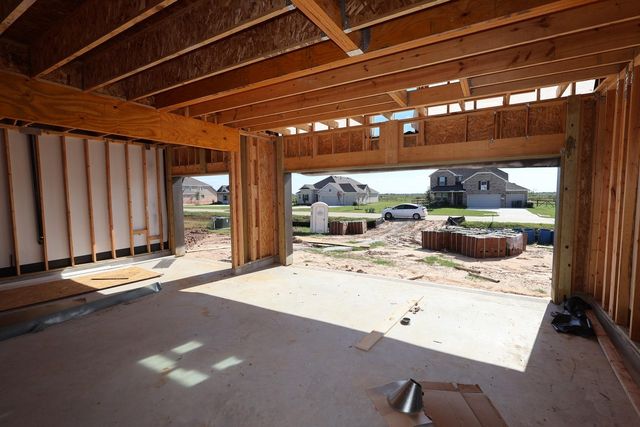 214 Dunovant Drive, Sealy, TX 77474