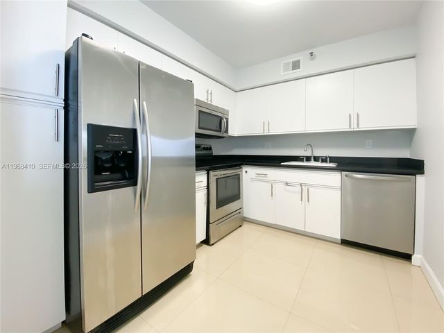 3400 NE 192nd St LPH7, Aventura, FL 33180