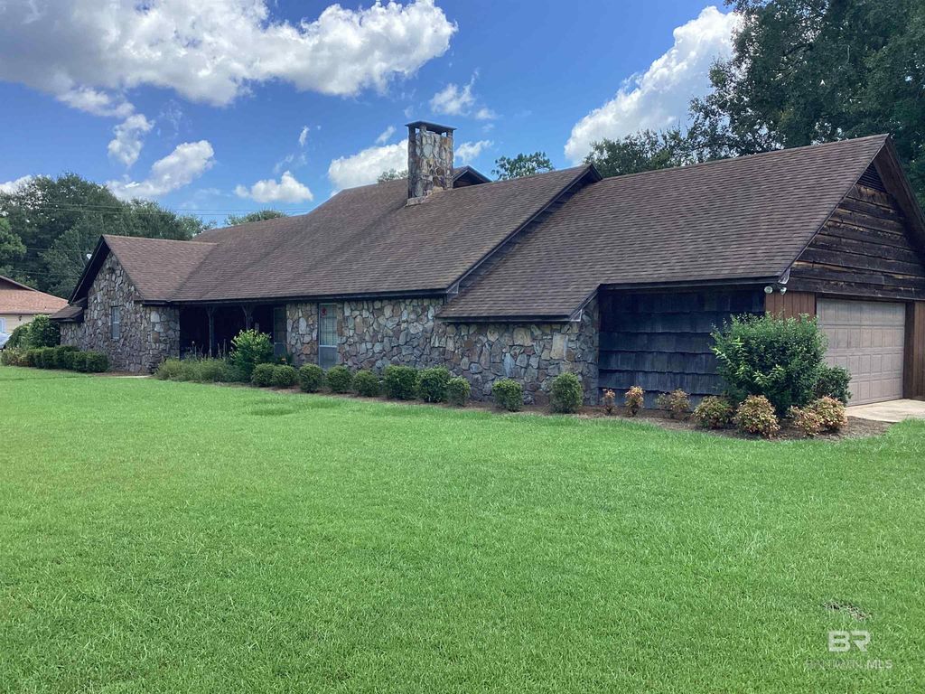 1203 Phillips Street, Bay Minette, AL 36507