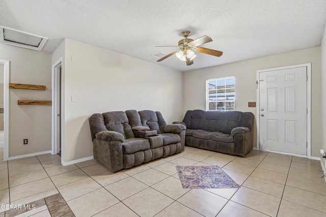 10776 Spring Valley Circle, Socorro, TX 79927