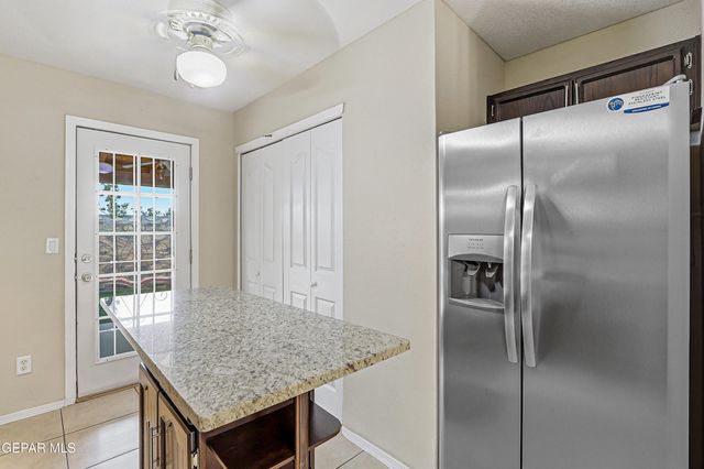 10776 Spring Valley Circle, Socorro, TX 79927
