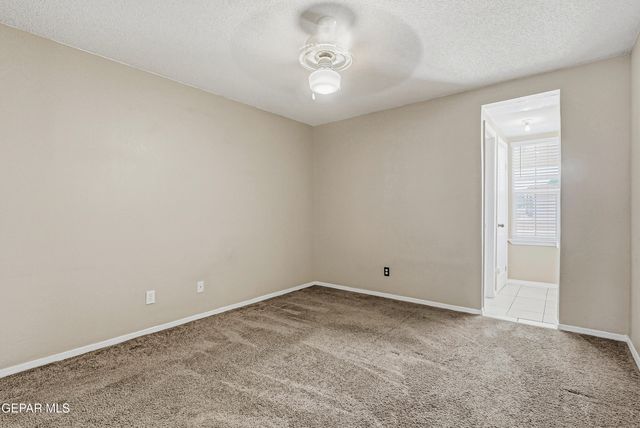 10776 Spring Valley Circle, Socorro, TX 79927