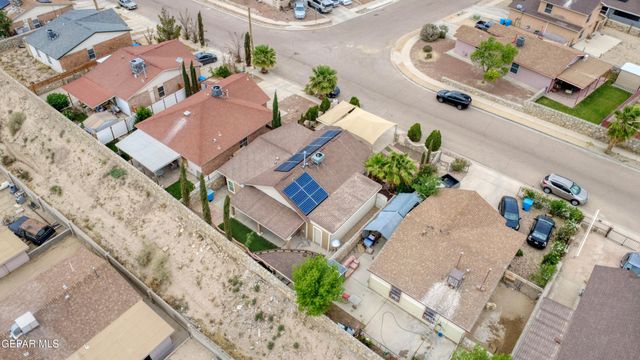 10776 Spring Valley Circle, Socorro, TX 79927