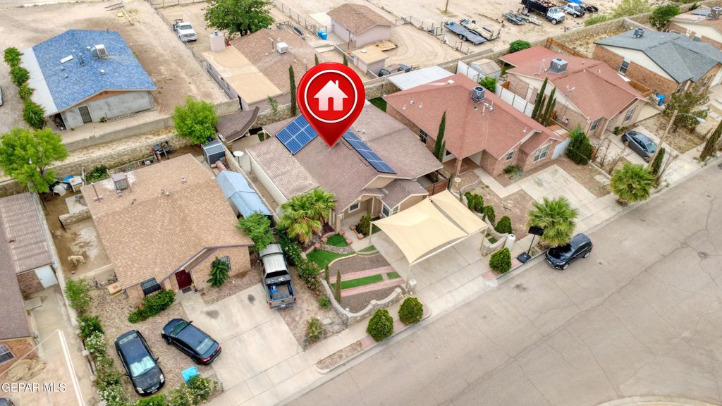 10776 Spring Valley Circle, Socorro, TX 79927