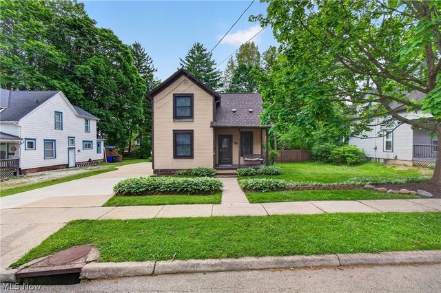 2443 3rd Street, Cuyahoga Falls, OH 44221