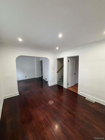 11819 Fleming Street, Hamtramck, MI 48212