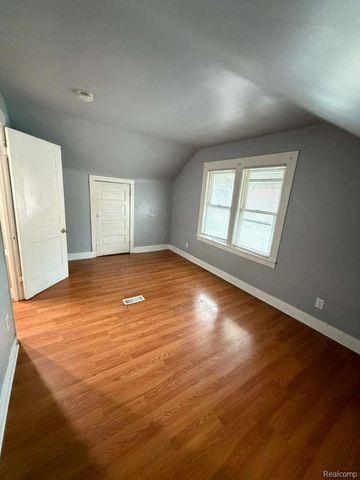 11819 Fleming Street, Hamtramck, MI 48212