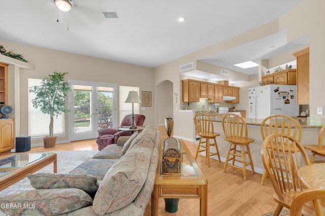 5508 VENTANA DEL SOL Drive, El Paso, TX 79912