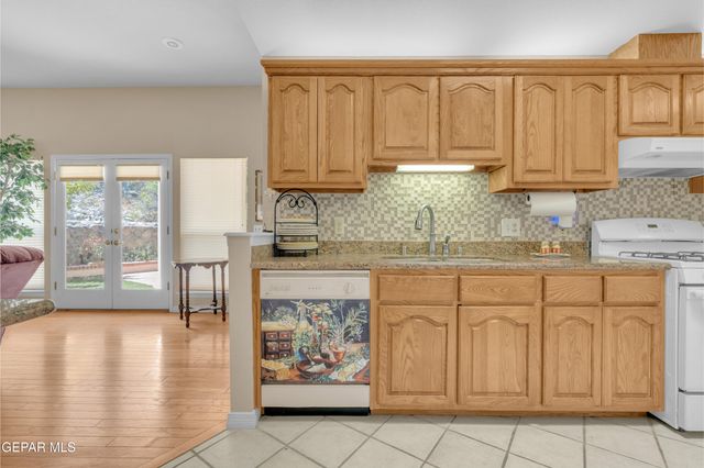 5508 VENTANA DEL SOL Drive, El Paso, TX 79912