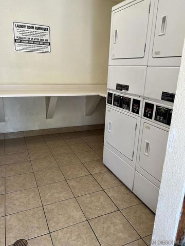 1631 Bayview Heights Dr 12, San Diego, CA 92105