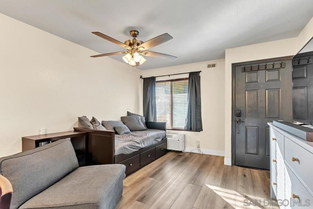 1631 Bayview Heights Dr 12, San Diego, CA 92105 — photo 2
