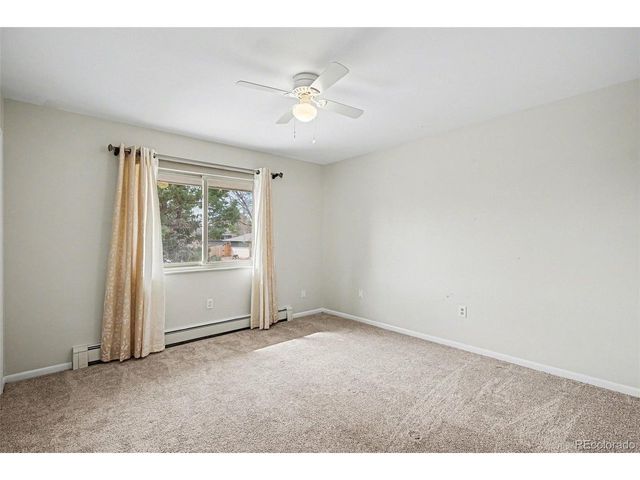 6169 W Roxbury Pl, Littleton, CO 80128