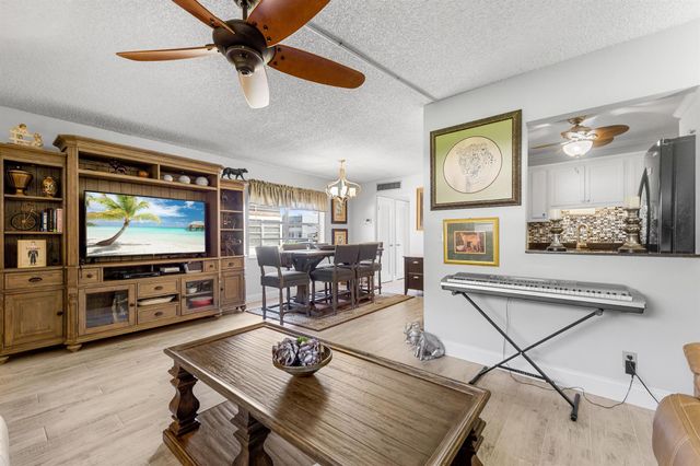 488 Burgundy K, Delray Beach, FL 33484