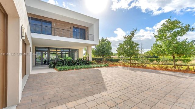16772 Botaniko Drive S, Weston, FL 33326