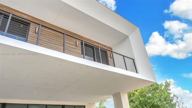 16772 Botaniko Drive S, Weston, FL 33326